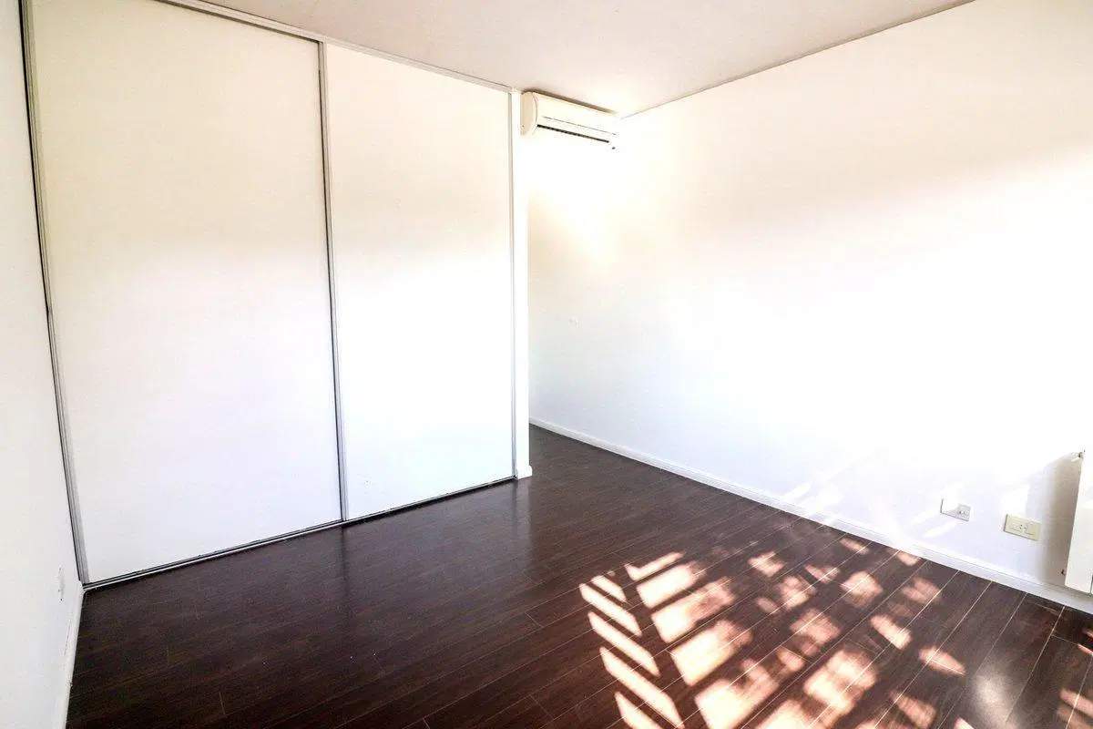 VENTA SAN ISIDRO DPTO 2 AMB C/COCH CUB-APTO CREDIT 8