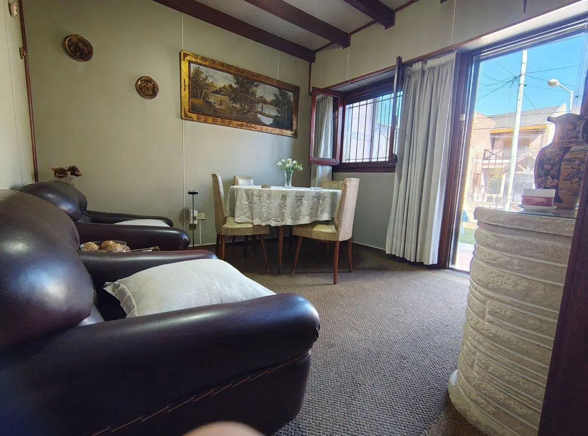 RESERVADA / CASA EN JOSE LEON SUAREZ 4