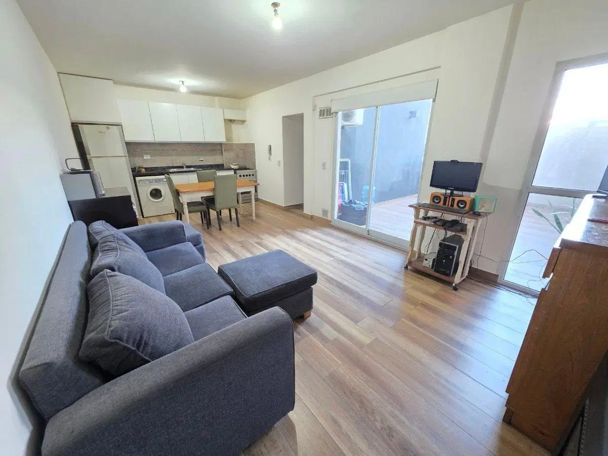 DEPARTAMENTO VENTA 2 AMB HAEDO PATIO 8