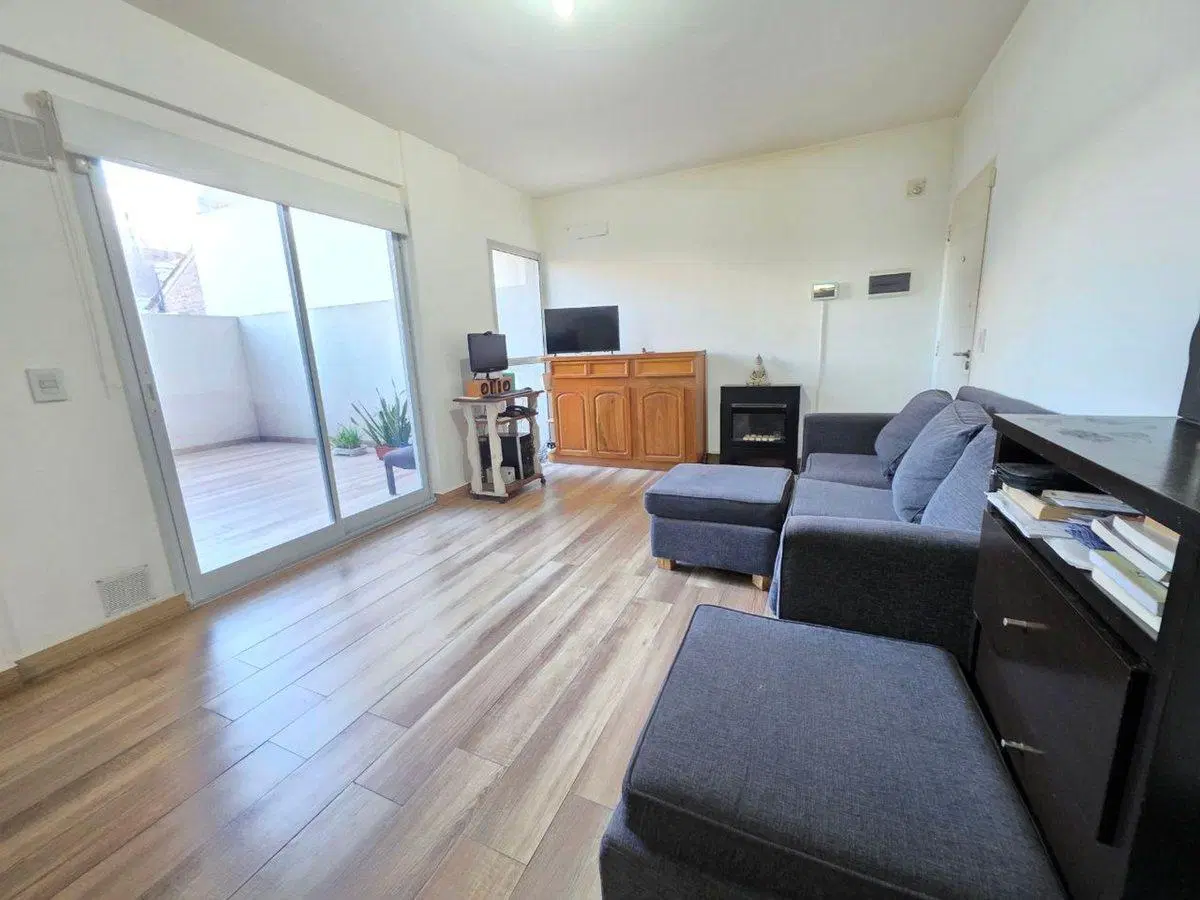 DEPARTAMENTO VENTA 2 AMB HAEDO PATIO 2