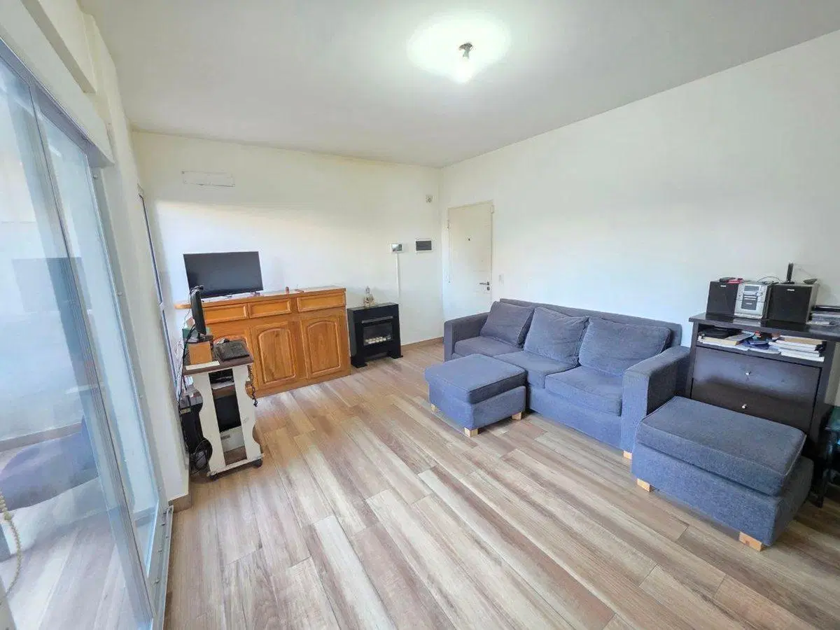 DEPARTAMENTO VENTA 2 AMB HAEDO PATIO 3