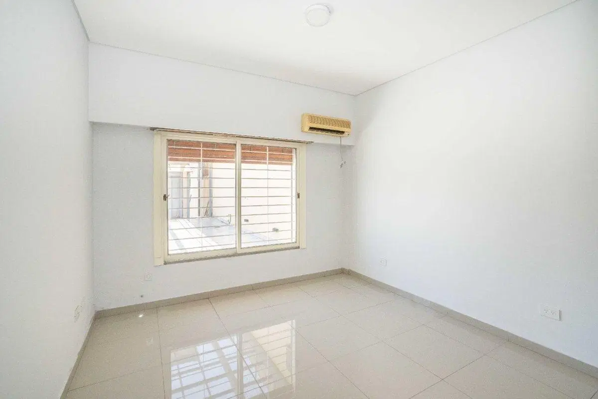 VENTA CASA 6 AMB MAS LOCALES EN GRAND BOURG 8
