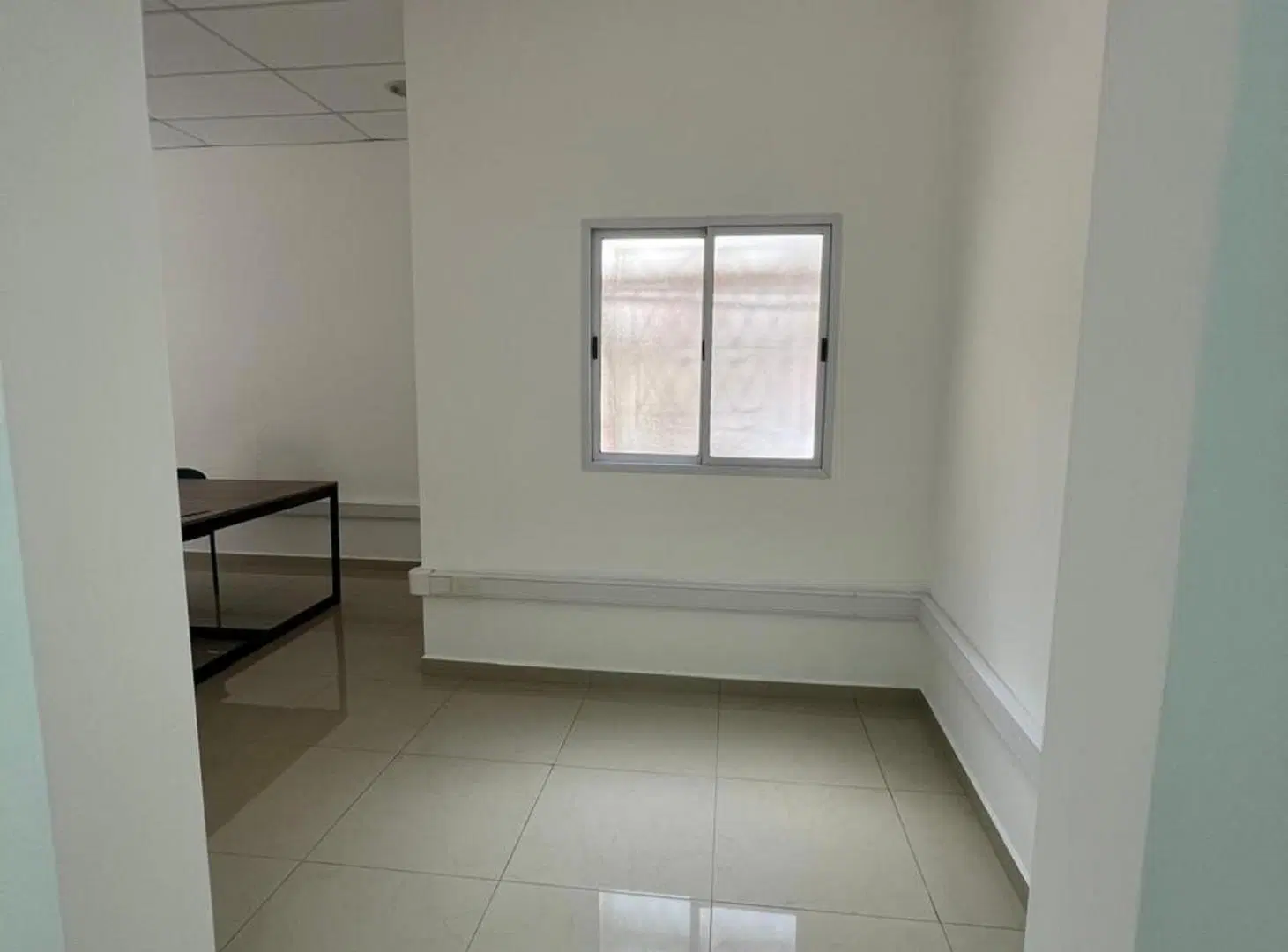 ALQUILER OFICINAS IMPECABLES Y LUMINOSAS MARTINEZ 2