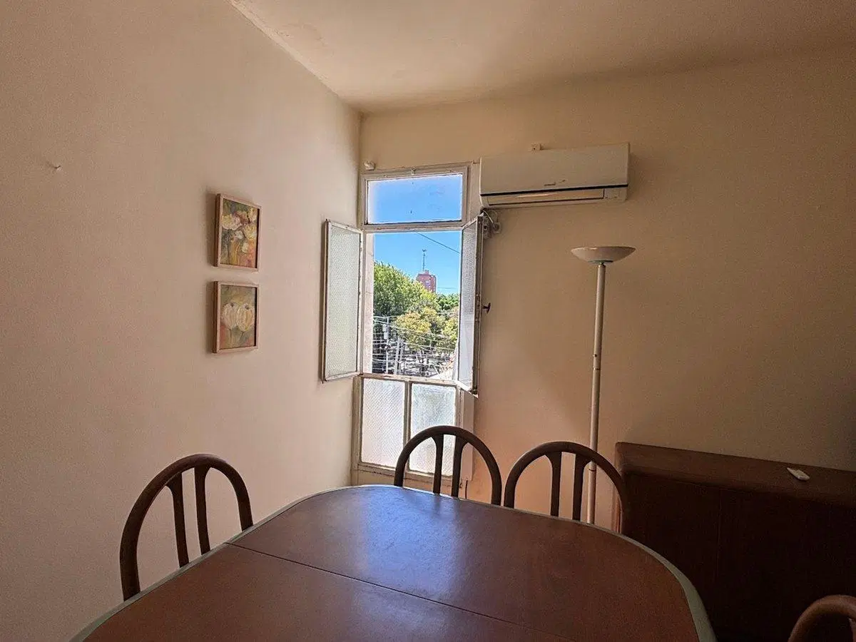 Venta 3 ambientes San Isidro - 2 piso por escalera 5