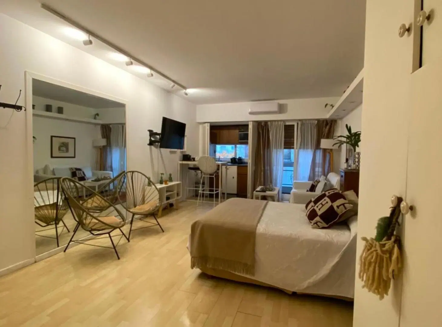 MONOAMBIENTE VENTA RECOLETA BALCON 2