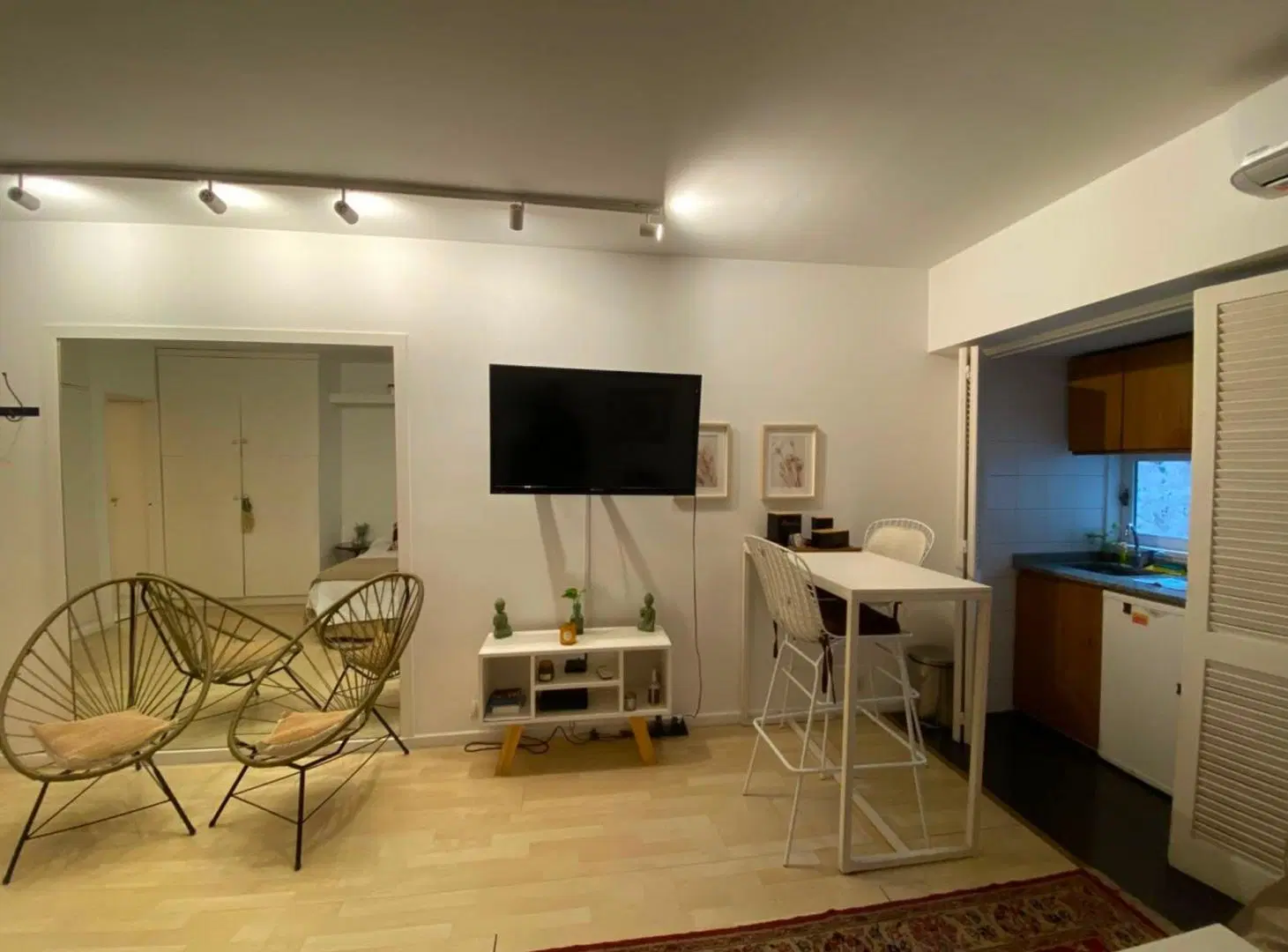 MONOAMBIENTE VENTA RECOLETA BALCON 8