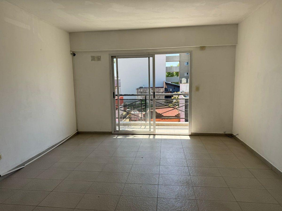 Foto de VENTA DEPARTAMENTO EN SANTOS LUGARES, imagen 2