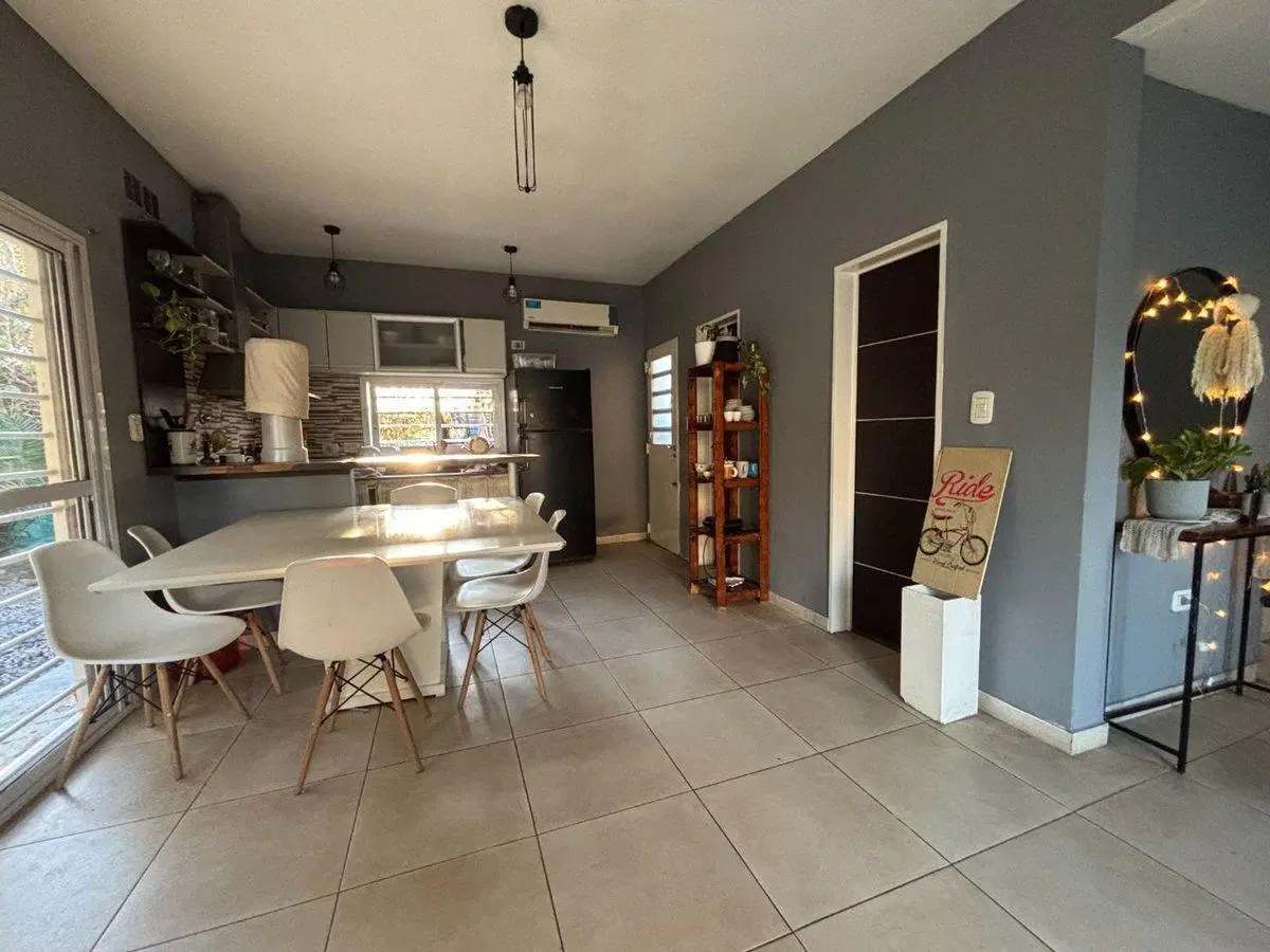 Casa en Venta con cochera en Muñiz Apto Credito 2