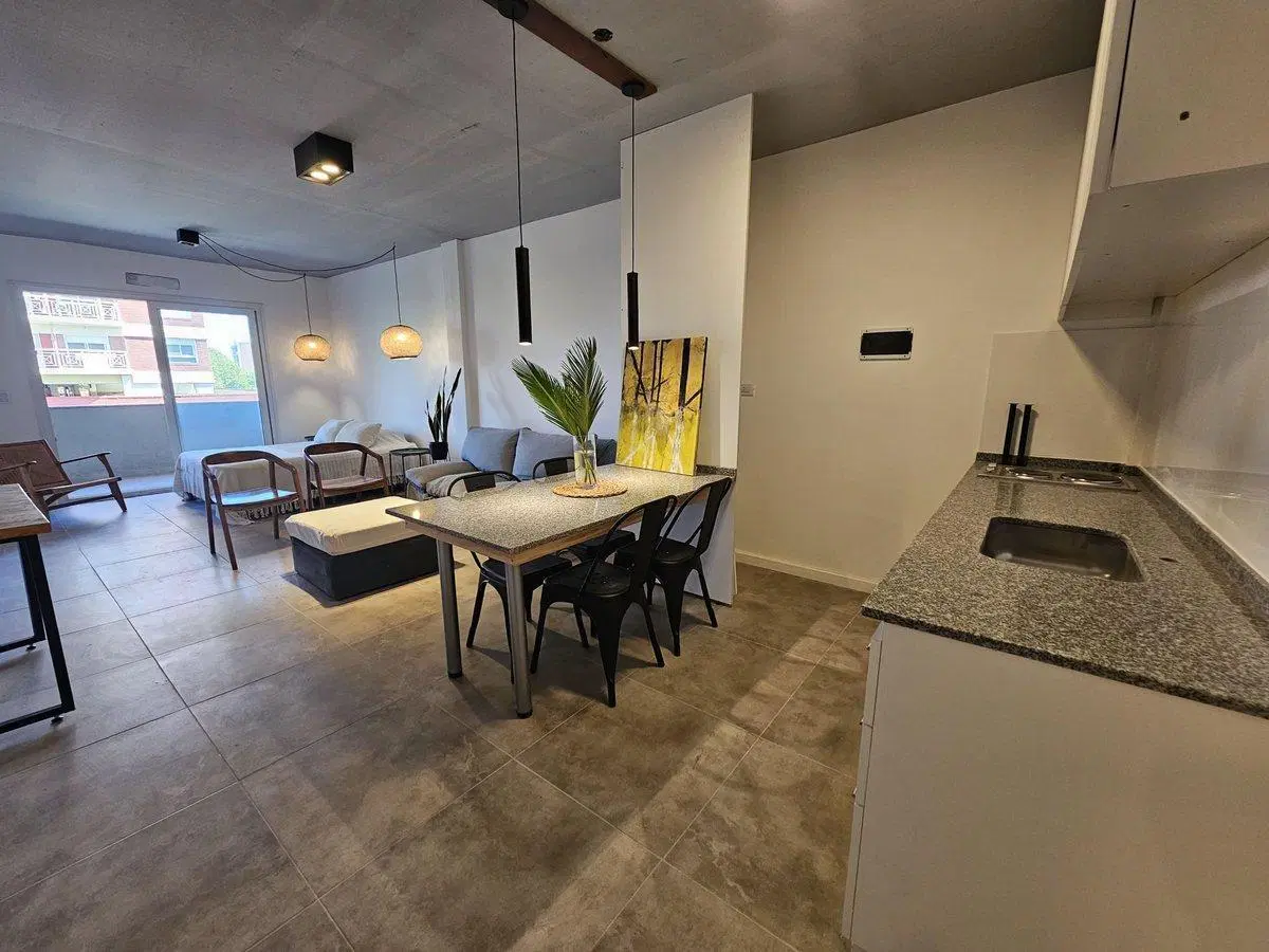 Venta  Depto Monoambiente Tigre Centro con Cochera 2