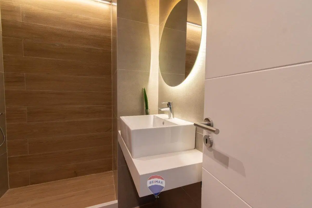 Vende Monoambiente Brickell Remeros balcón, pileta 2
