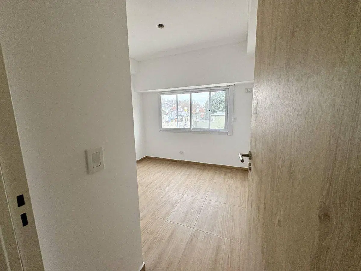 Venta Dúplex 4 amb a estrenar c/coch en Versalles 3