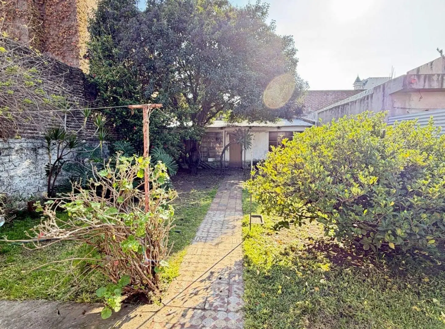 VENTA DE CASA EN CASEROS 4