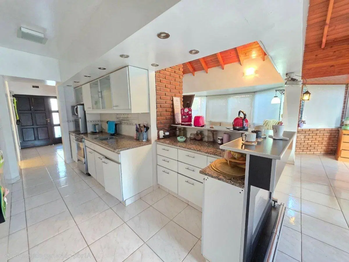 HERMOSA CASA EN VENTA 4 AMB CANNING - APTO CREDITO 4