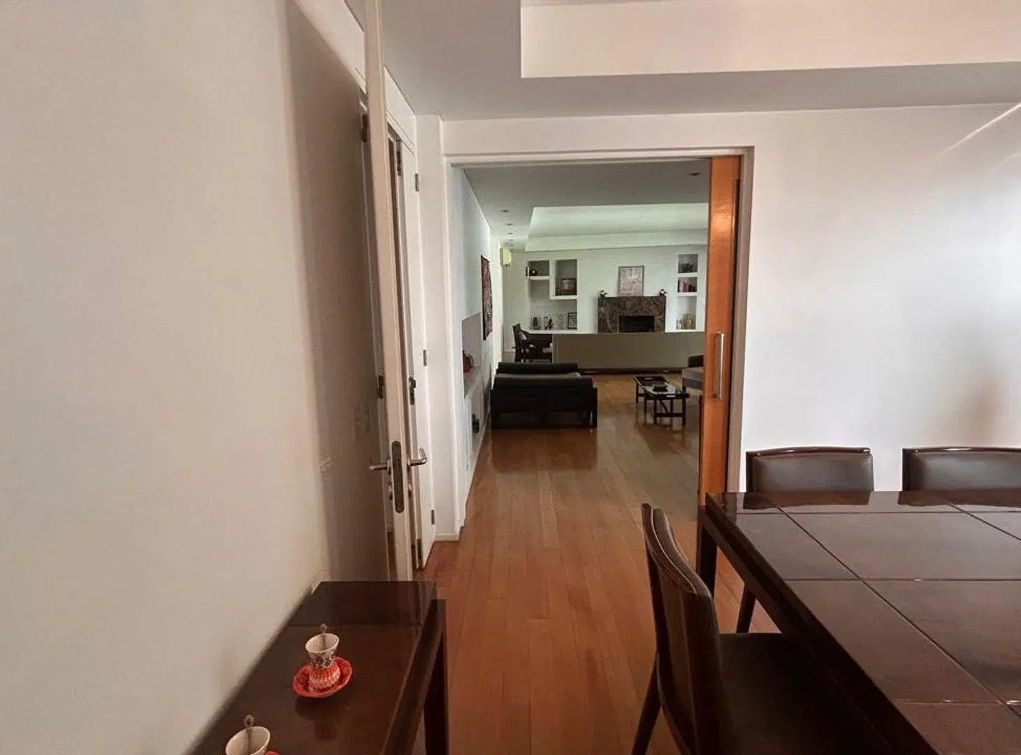 Vende casa Lomas de San Isidro 1928m 5 dorm pileta 3