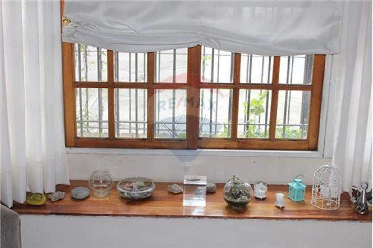 CASA 5 AMBIENTES EN VENTA VILLA ADELINA CON JARDIN 5