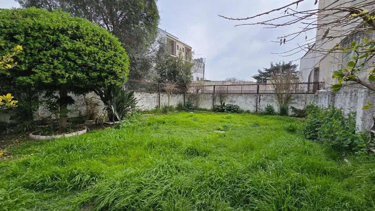 Venta Casa 4 ambientes con Jardin y Garage, Moreno 5