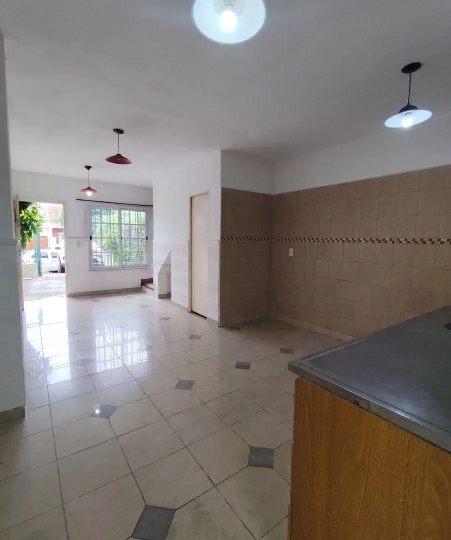 VENTA DUPLEX QUILMES APTO CREDITO JARDIN Y COCHERA 4