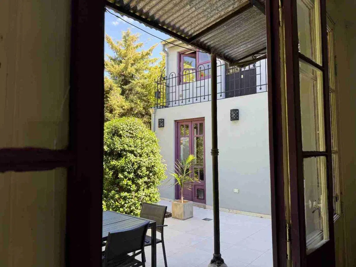 CASA EN VENTA SAN ISIDRO BARRIO CARRERAS 5