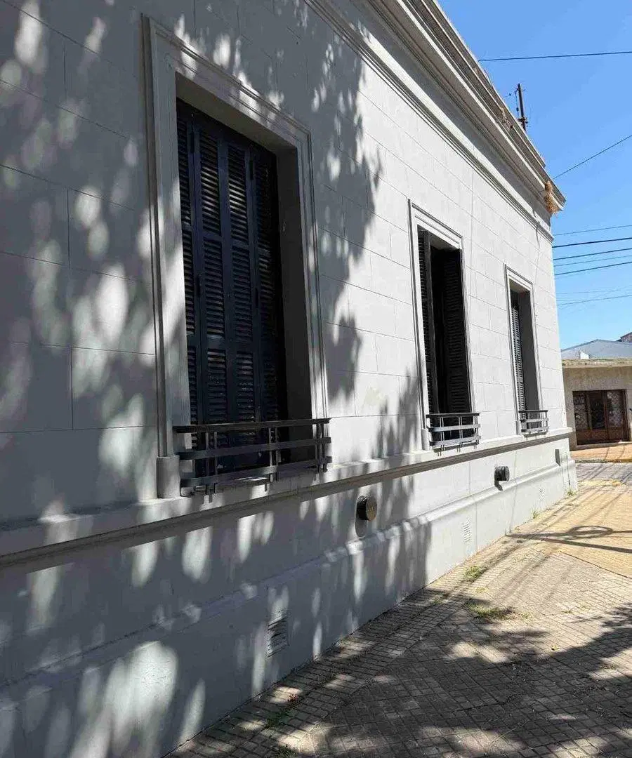 CASA EN VENTA SAN ISIDRO BARRIO CARRERAS 2