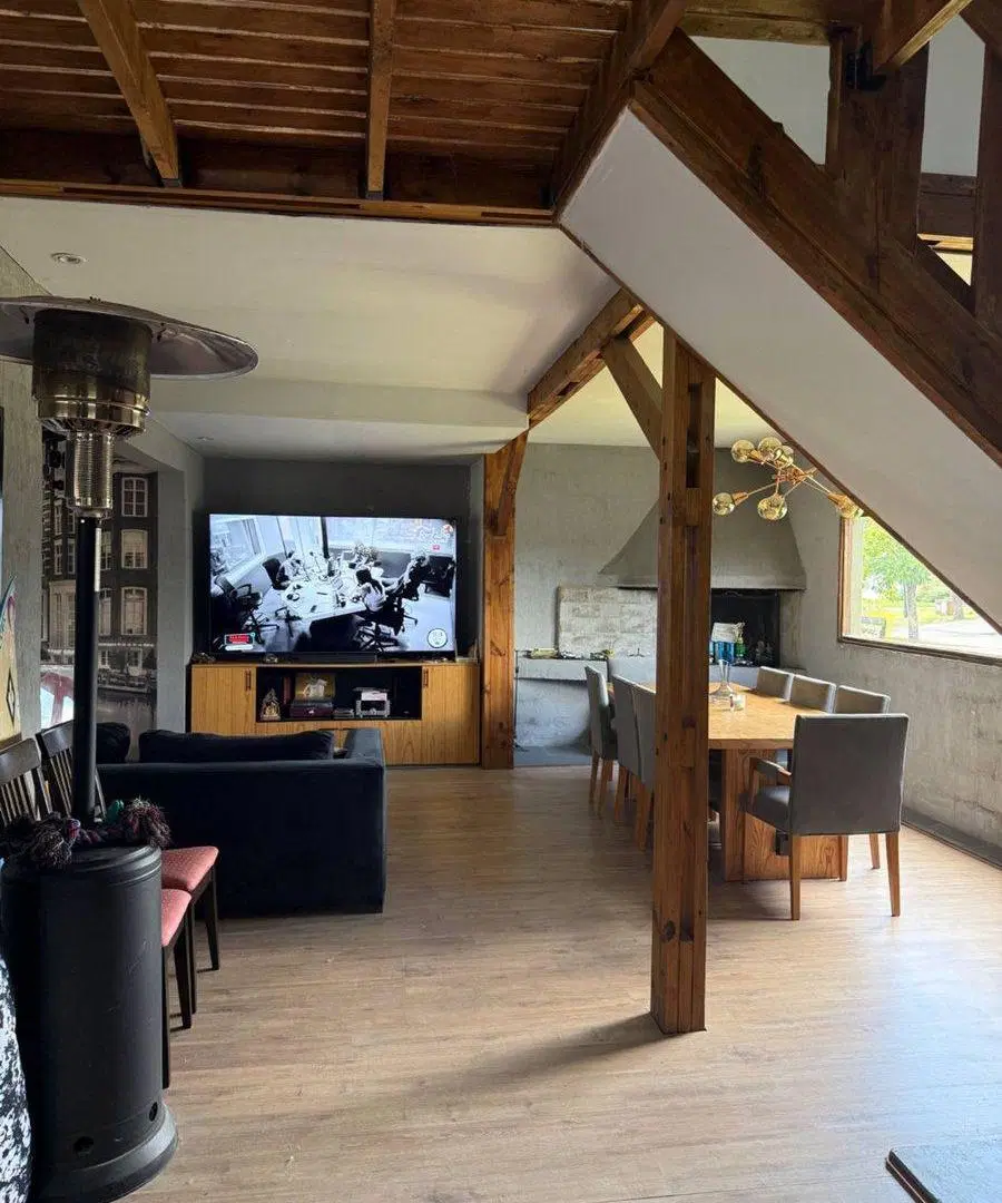 Casa en Venta+Pileta+Parrilla+3 Dorm+Escritorio 8