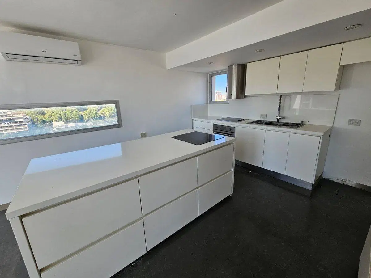 VENTA DUPLEX 3 AMB TERRAZA PISO ALTO COCHERA 8