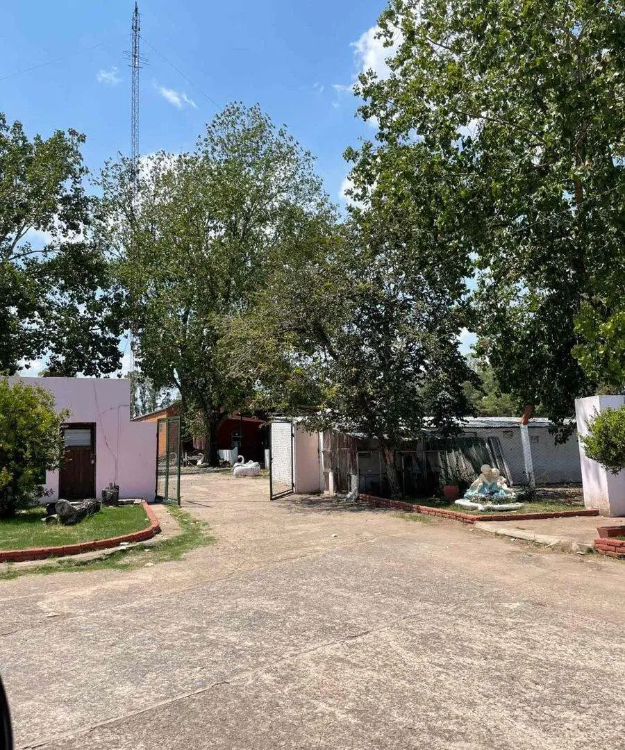 24 Ha sobre Ruta 41  Complejo Comercial renta 4