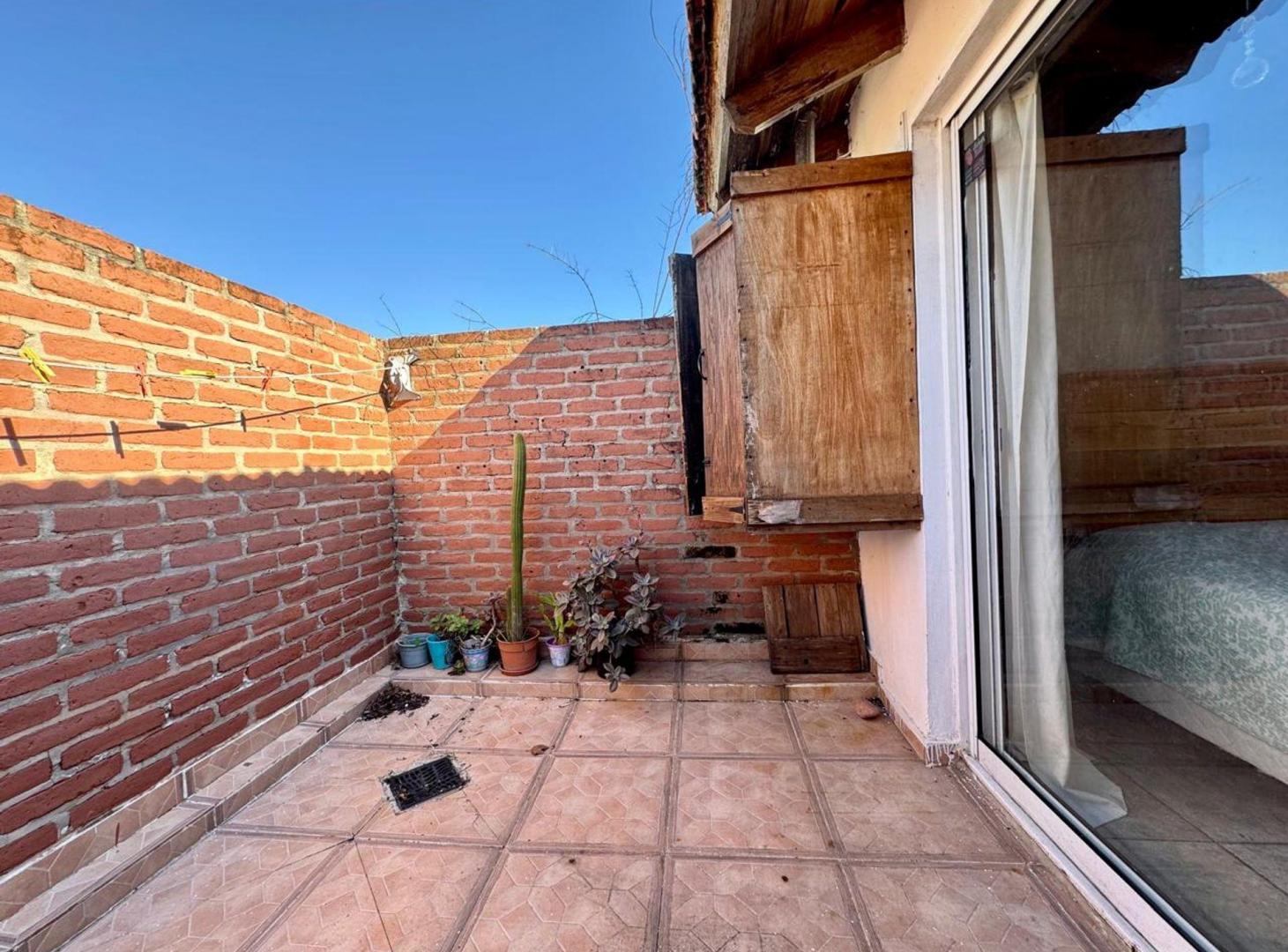 Foto de VENTA MONOAMBIENTE CON PATIO EN MARTINEZ, imagen 1
