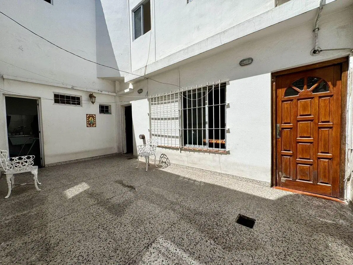 VENTA PH 5 DORMITORIOS 2 PATIOS PURA LUZ Y CALIDAD 2
