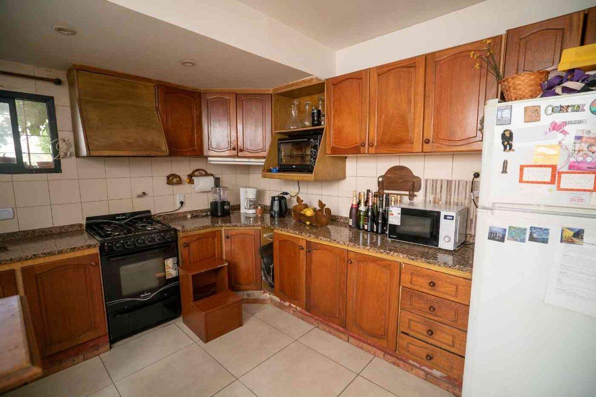 Foto de Casa San Martín Venta Jardín Pileta + departamento, imagen 3