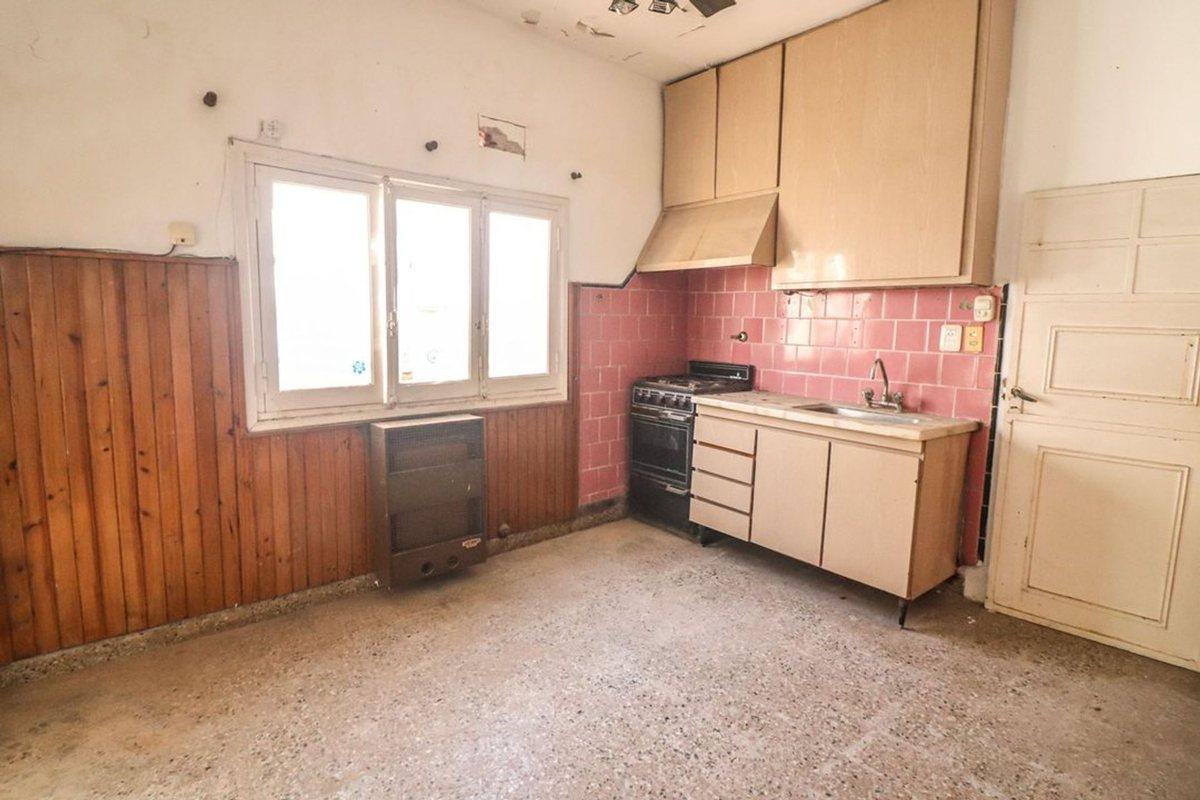 Foto de MUY LINDO PH A RECICLAR DE 3 AMBIENTES EN BECCAR, imagen 1