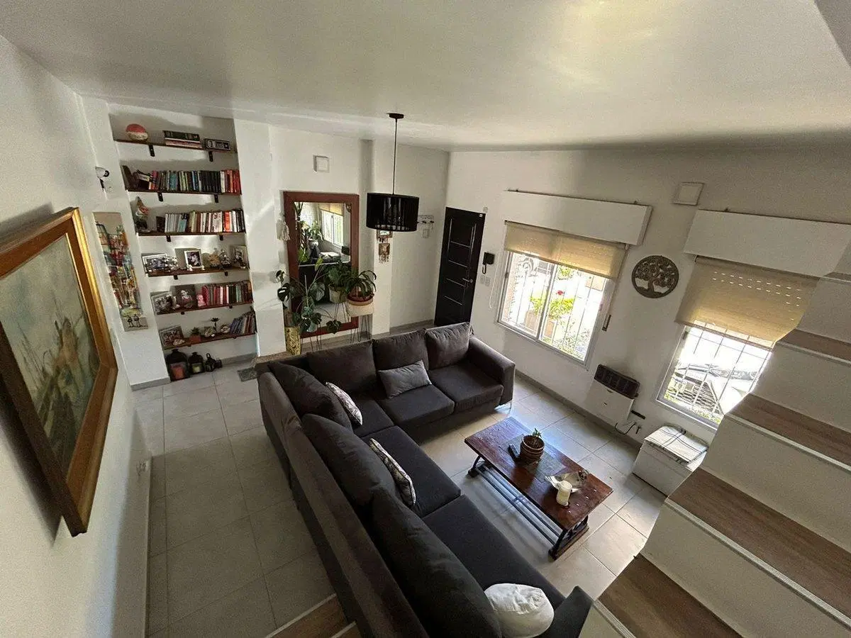 Casa 5 ambientes en venta en Merlo con pileta. 5