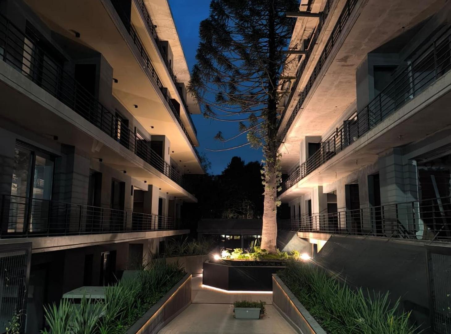 Foto de venta monoambiente con patio parque leloir, imagen 5