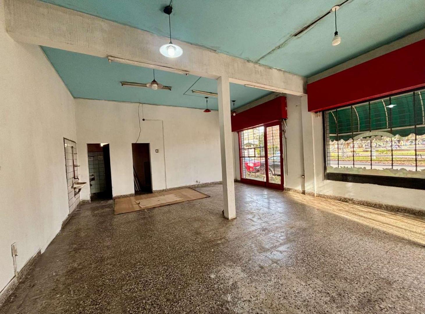 Foto de Alquiler Local en Plaza Mataldi Bella Vista, imagen 1