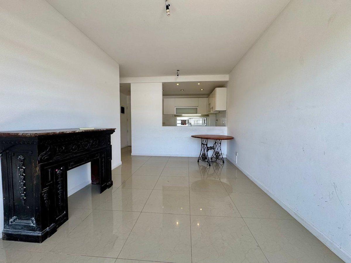 Foto de VENTA 3 AMBIENTES 2 BAÑOS COCHERA VILLA REAL, imagen 5