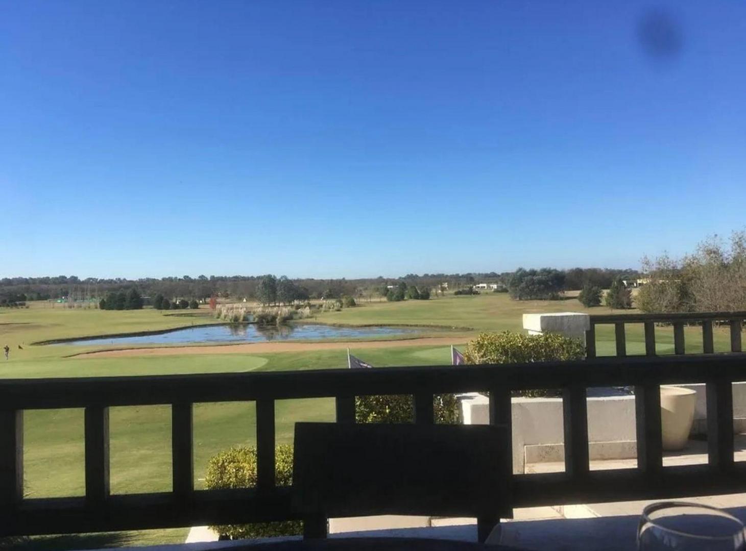 Foto de VENTA LOTE CENTRAL EVERLINKS GOLF & COUNTRY LUJAN, imagen 2