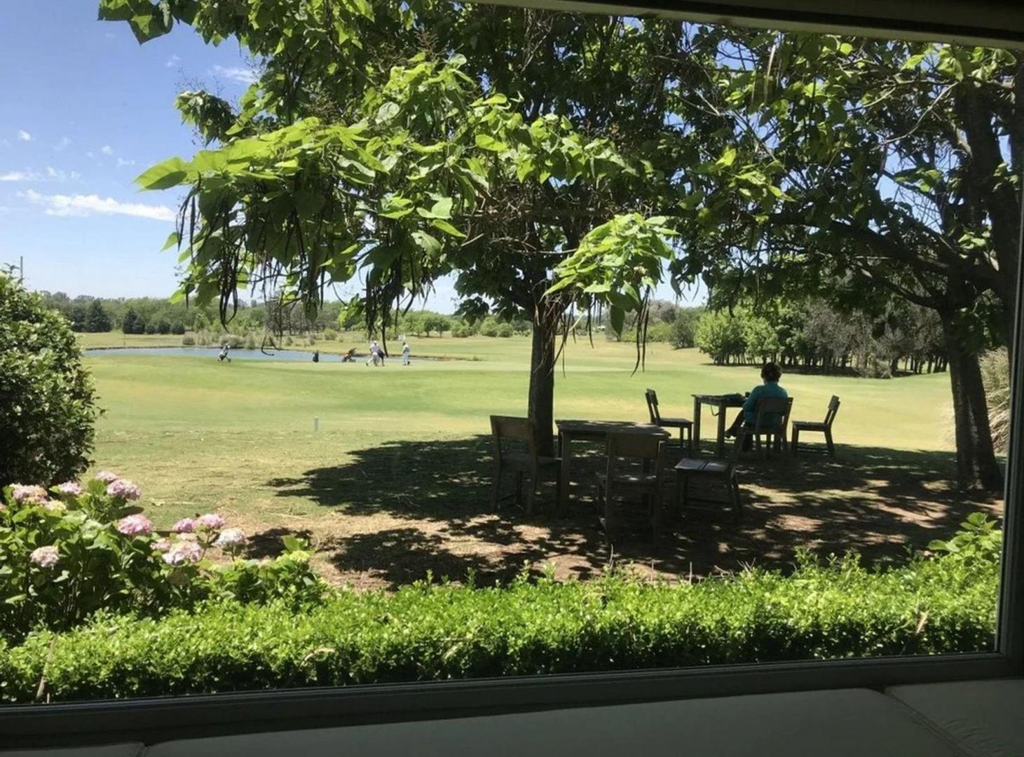 Foto de VENTA LOTE CENTRAL EVERLINKS GOLF & COUNTRY LUJAN, imagen 1