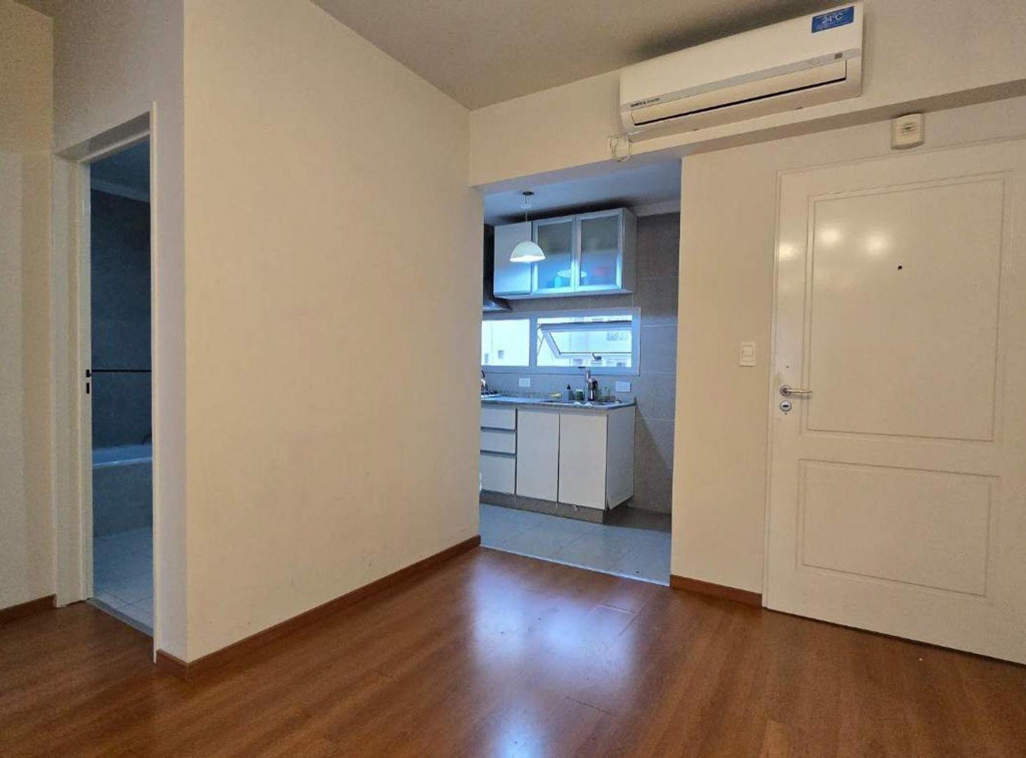 Foto de Alquiler 2 Ambientes con Cochera, villa urquiza, imagen 1