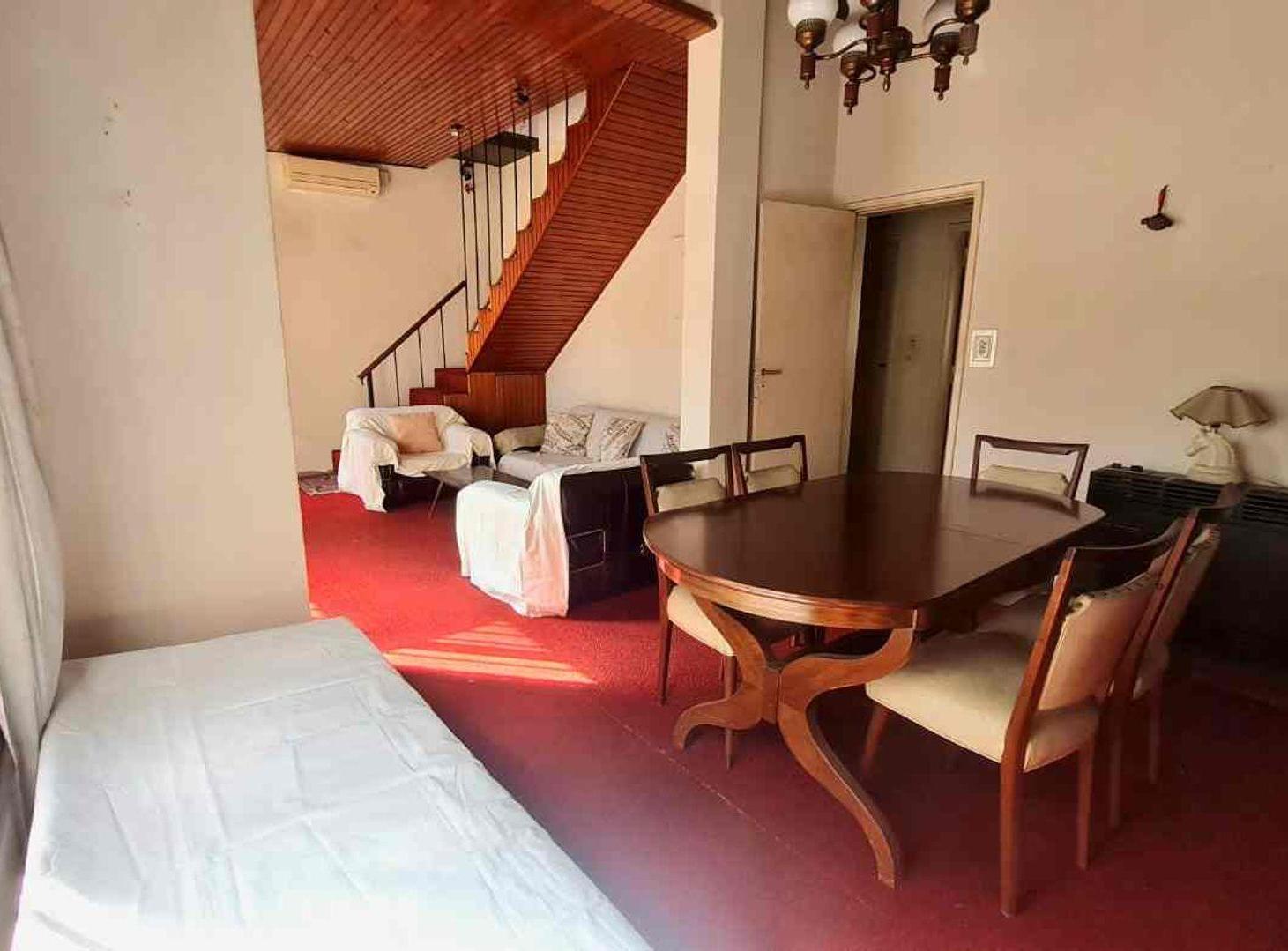 Foto de Venta Casa 4 Amb, Cochera, Jardin, San Isidro, imagen 1