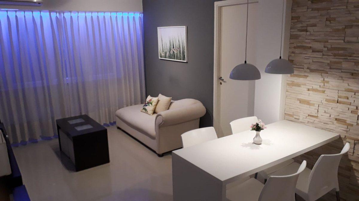 Foto de 3 AMB.,FLORES,FTE.,MEJOR ZONA,P.B.,ESQUINA, LUZ, imagen 3