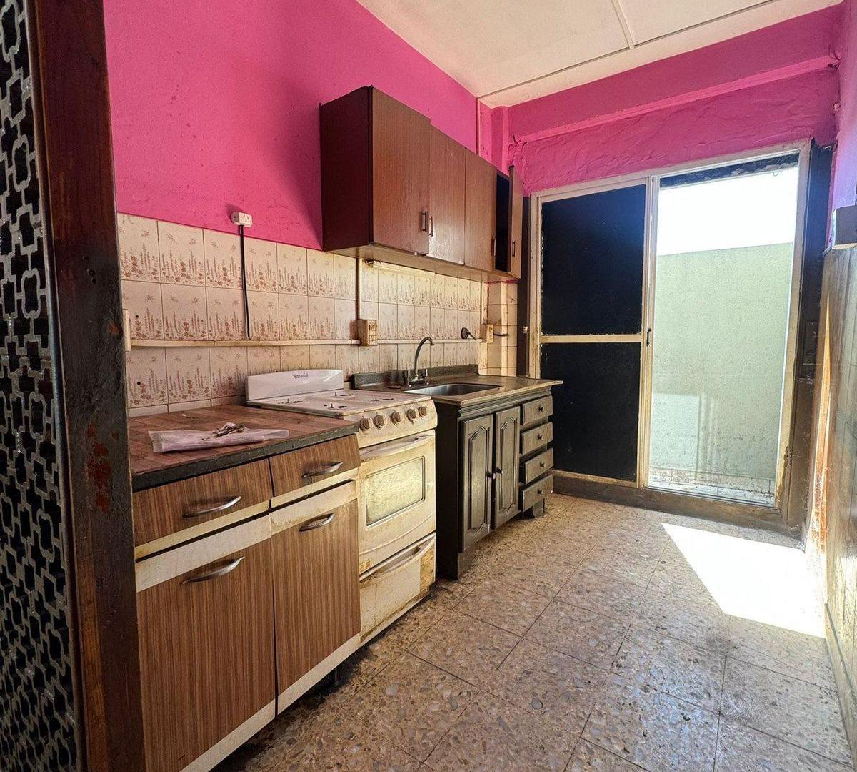 Foto de DEPARTAMENTO 4 AMB EN VENTA BALLESTER APTO CREDITO, imagen 4