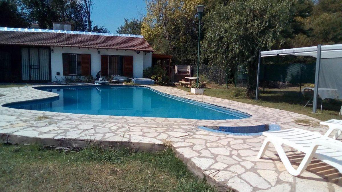 Foto de Venta lote quinta con 2 Casas en El Trébol Ezeiza, imagen 2