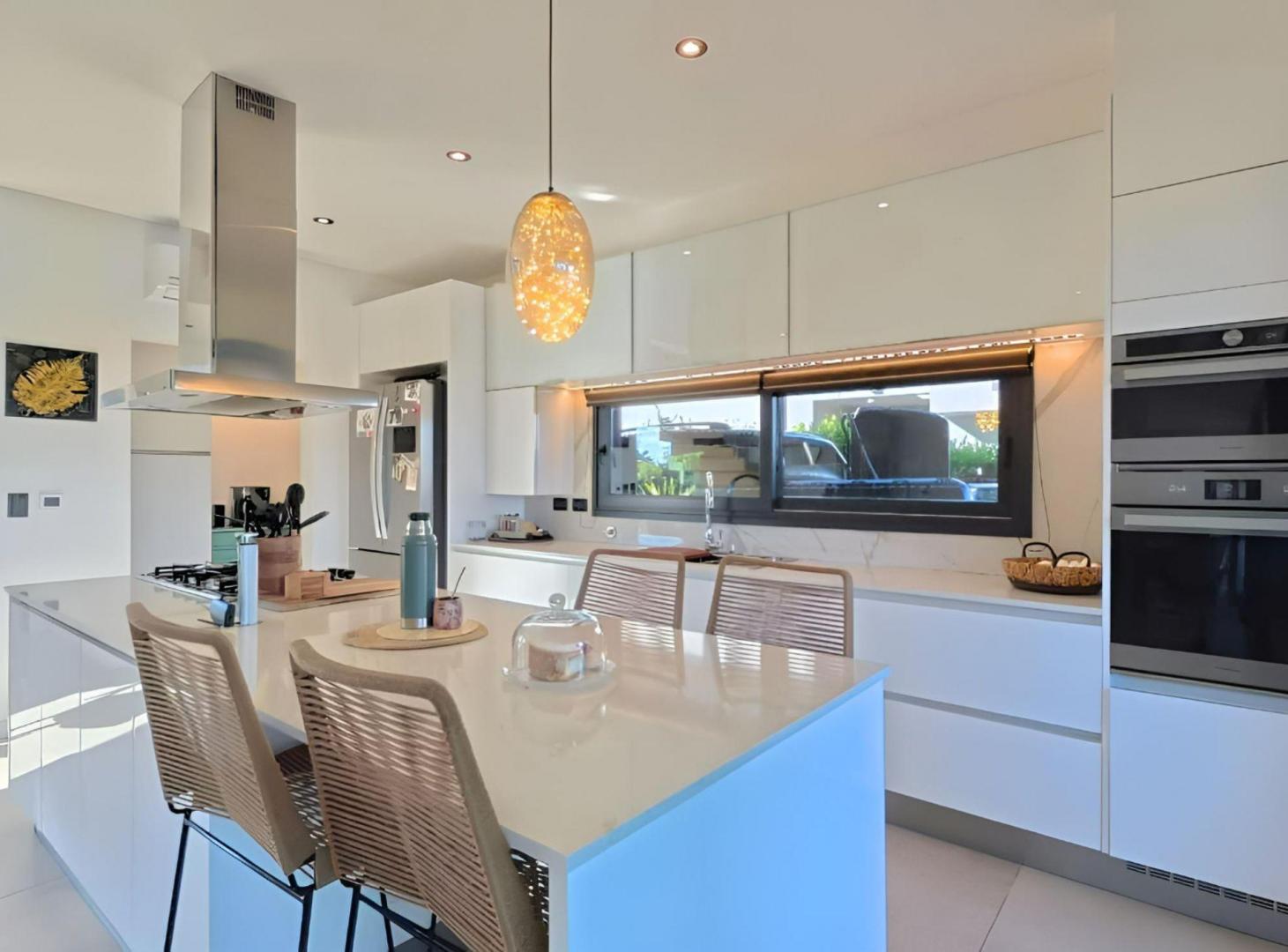 Foto de CASA EN VENTA BARRIO PUERTOS-MARINAS AL AGUA, imagen 3
