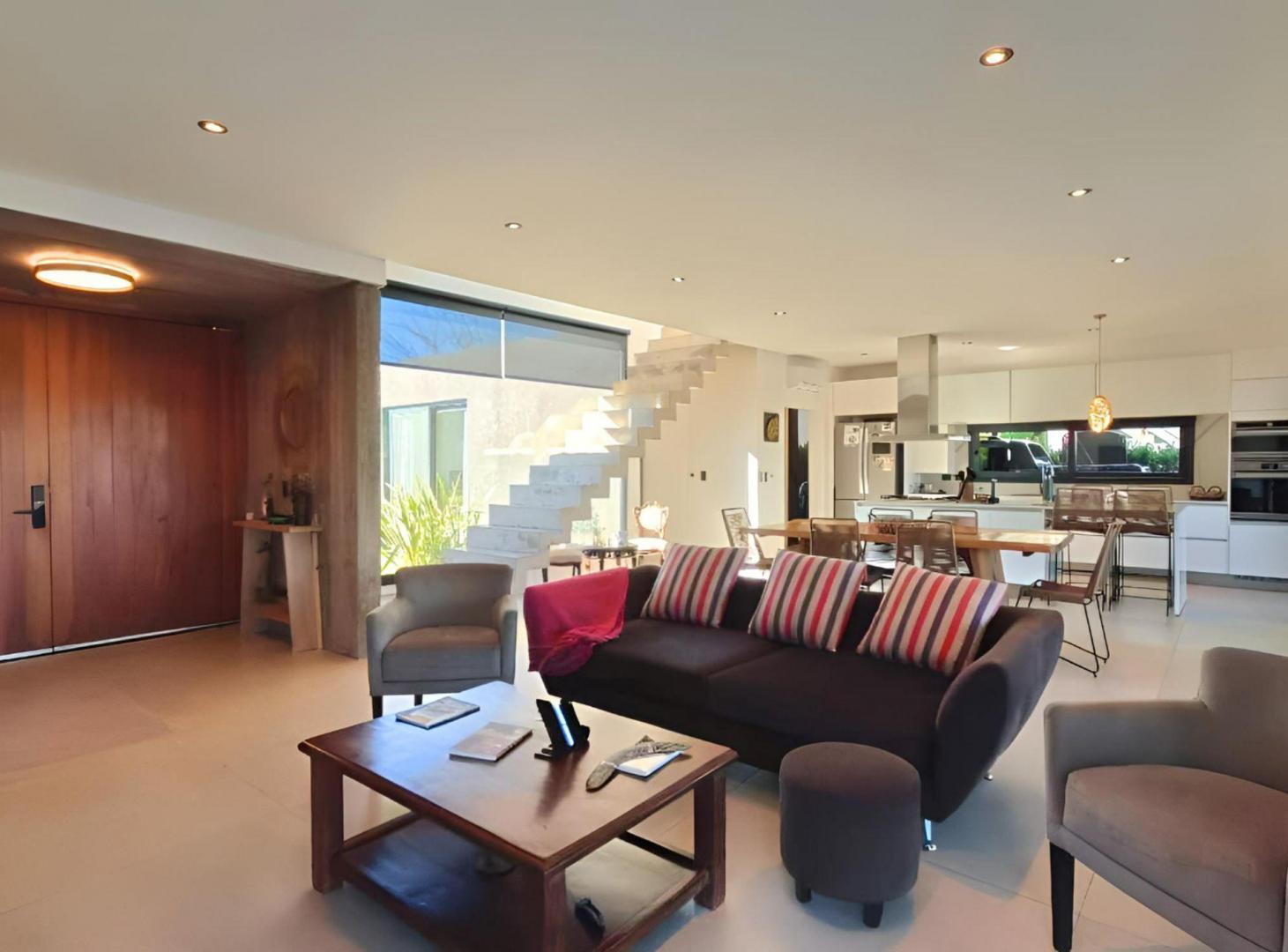Foto de CASA EN VENTA BARRIO PUERTOS-MARINAS AL AGUA, imagen 4