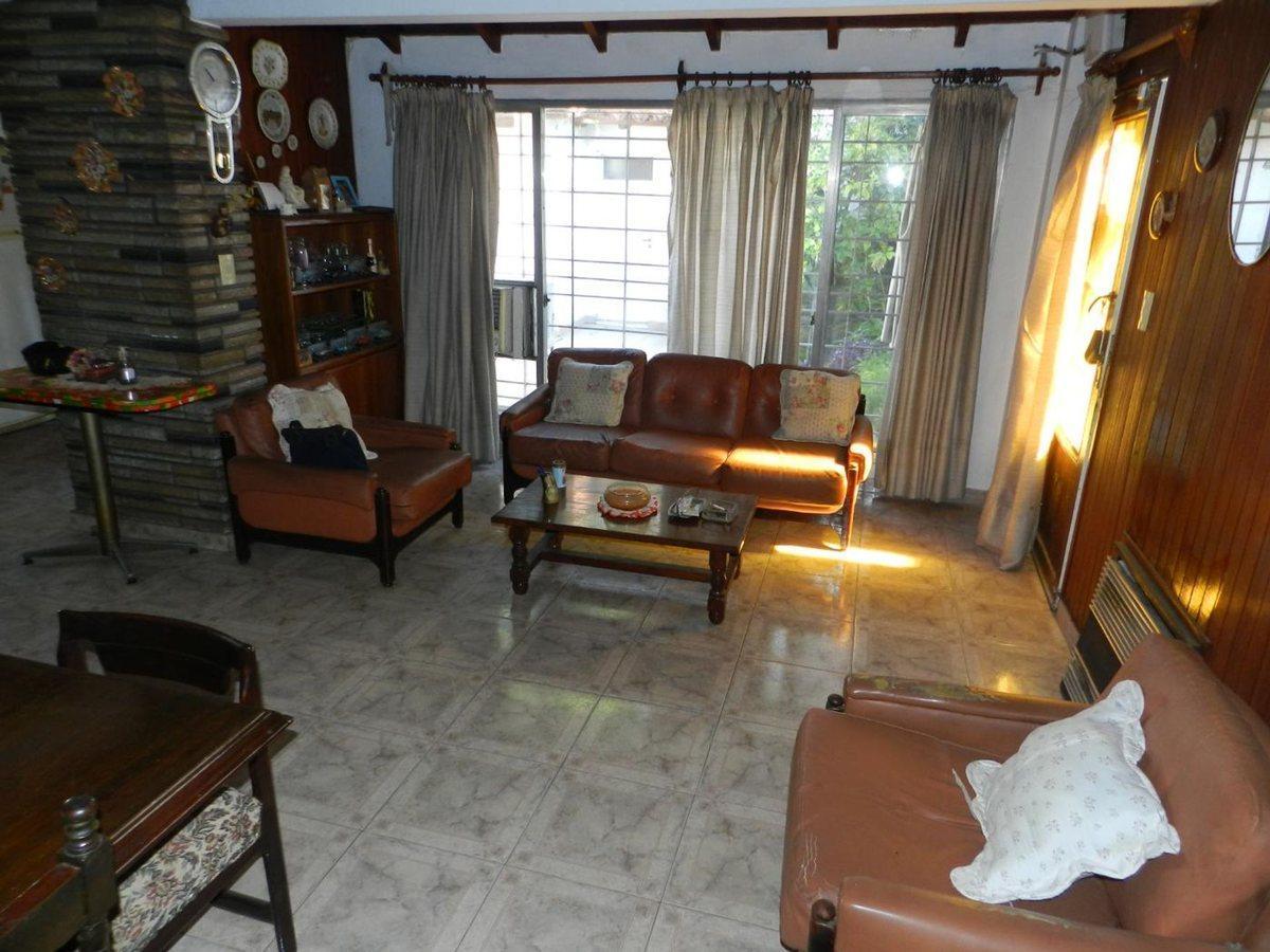 Foto de VENTA CASA 4 AMBIENTES EN EL PALOMAR-APTO CRÉDITO, imagen 2