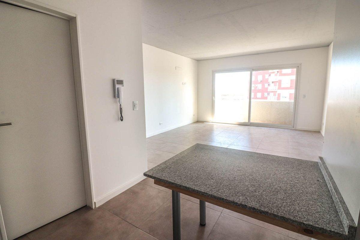 Foto de Venta Dpto monoambiente Tigre centro con Cochera, imagen 2