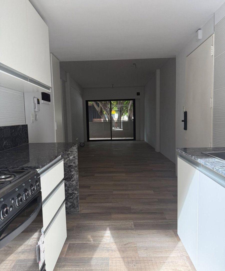 Foto de DEPARTAMENTO 3 AMBIENTES CON PATIO Y BALCON, imagen 5