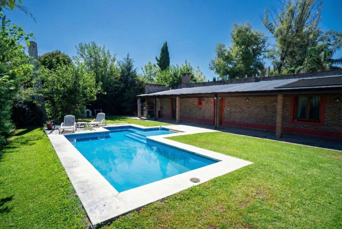 Foto de Casa El Aromo Vende 6 amb Pileta Parque Apto Cred, imagen 4