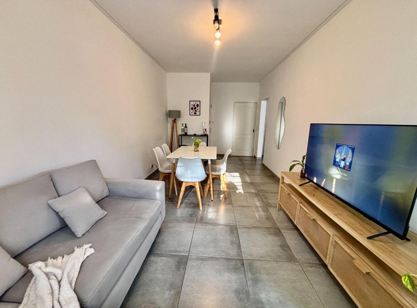 Foto de Venta Departamento 2 ambientes Muñiz con cochera., imagen 3