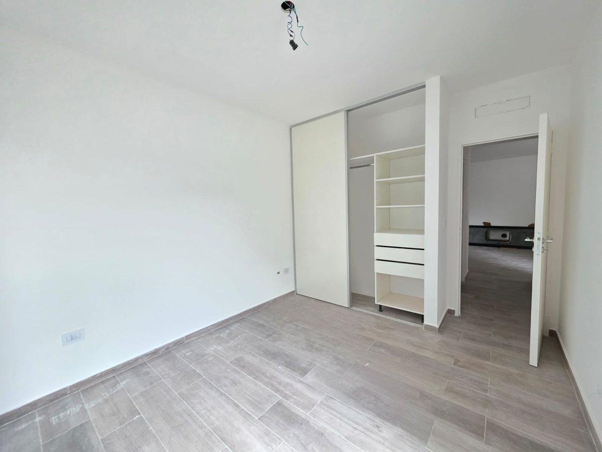 Foto de DEPARTAMENTO VENTA 2 AMBIENTES CON JARDIN HAEDO, imagen 4