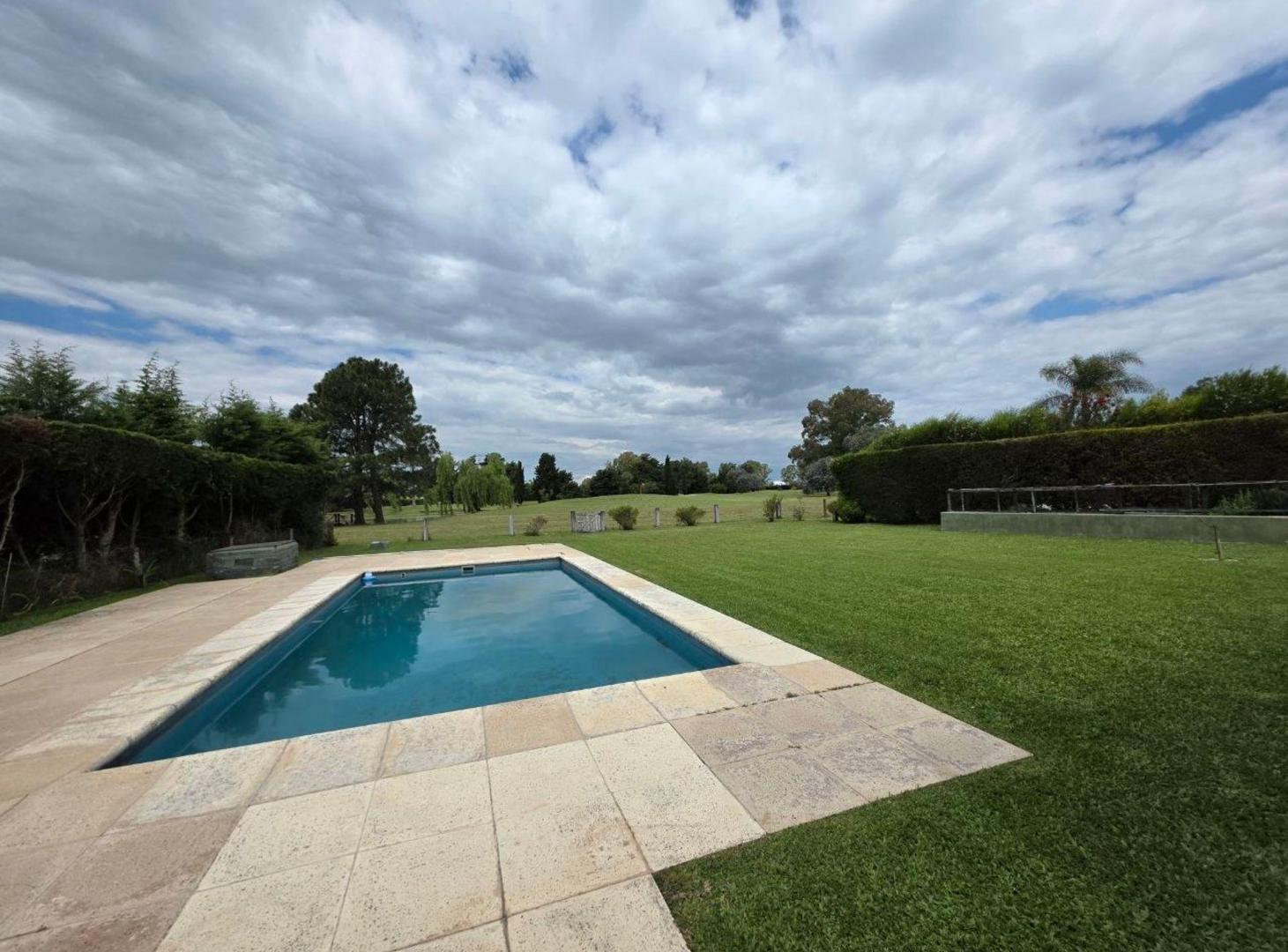 Foto de CASA VENTA 5 AMBIENTES VENADO 1 FRENTE AL GOLF, imagen 2